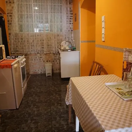 Piri Vendeghaz Pensiune Hajduboszormeny