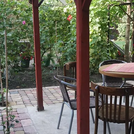 Piri Vendeghaz Pensiune Hajduboszormeny